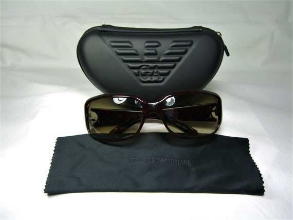 Details more than 180 giorgio armani sunglasses mens