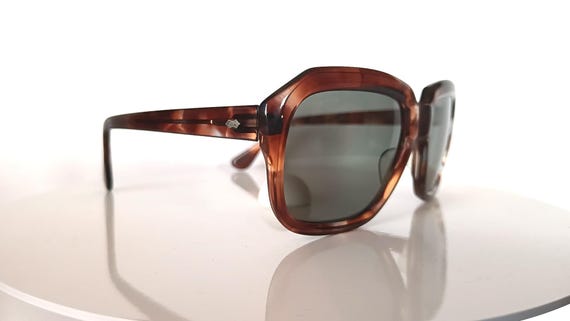 Sunglasses, rectangular, oval, tortoise, crystal … - image 2