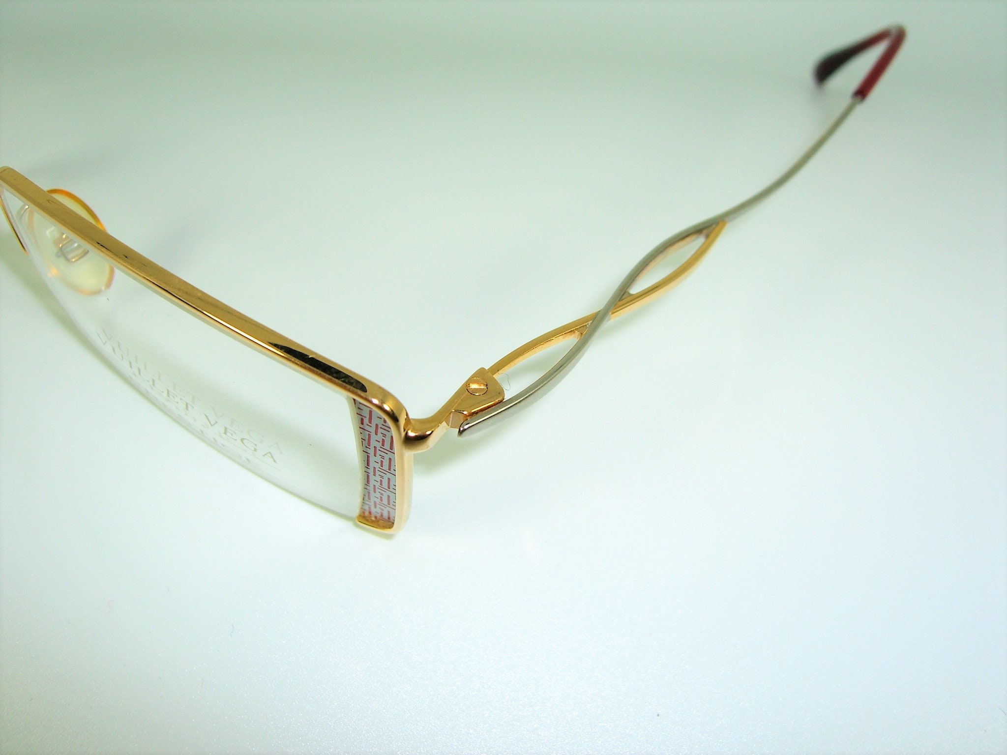 VUILLET VEGA 眼鏡 フレーム ハーフリム ナイロール 22金メッキ？ Vuillet Vega ゴールド＆プラチナチタン眼鏡、ハーフリムオーバル