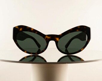 Luxury sunglasses VERSACE Medusa Cat eye oval Jackie O iconic vintage rare