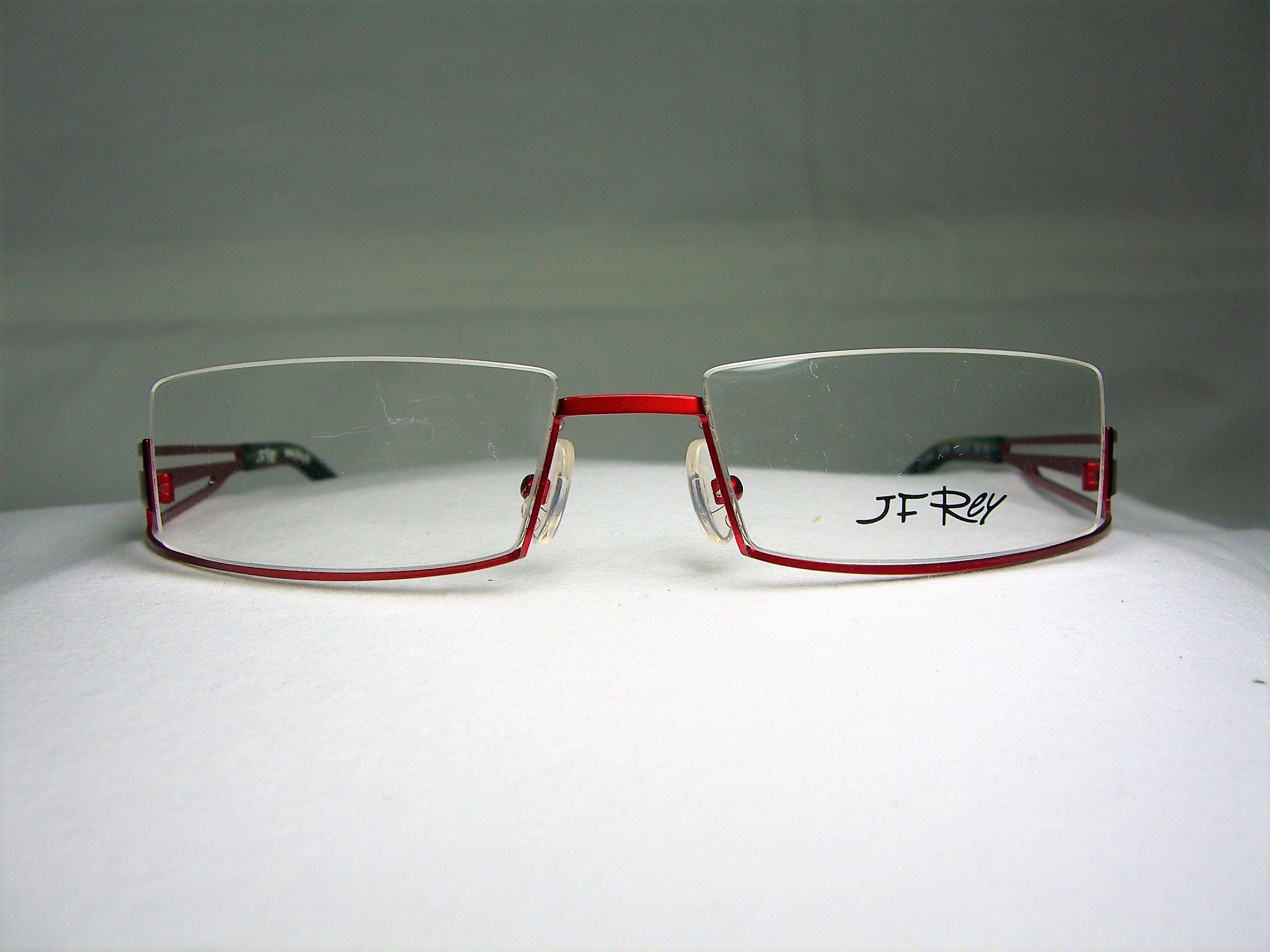 【DISCERNMENT】Semi-Square half rimless eyeware Amazon.com: V.W.E. Men Half Rimless Rectangular Non