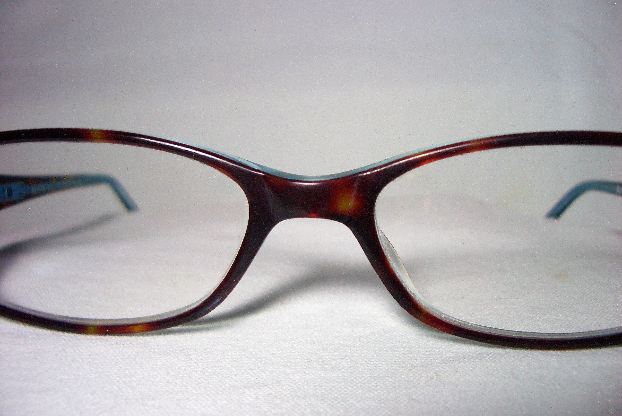 Stylish Women\'s Bulova Round Eyeglass prescription Frame in Chromatic Sunset Navarre Eyeglasses - Bulova Authorized Retailer | coolframes  main image 2