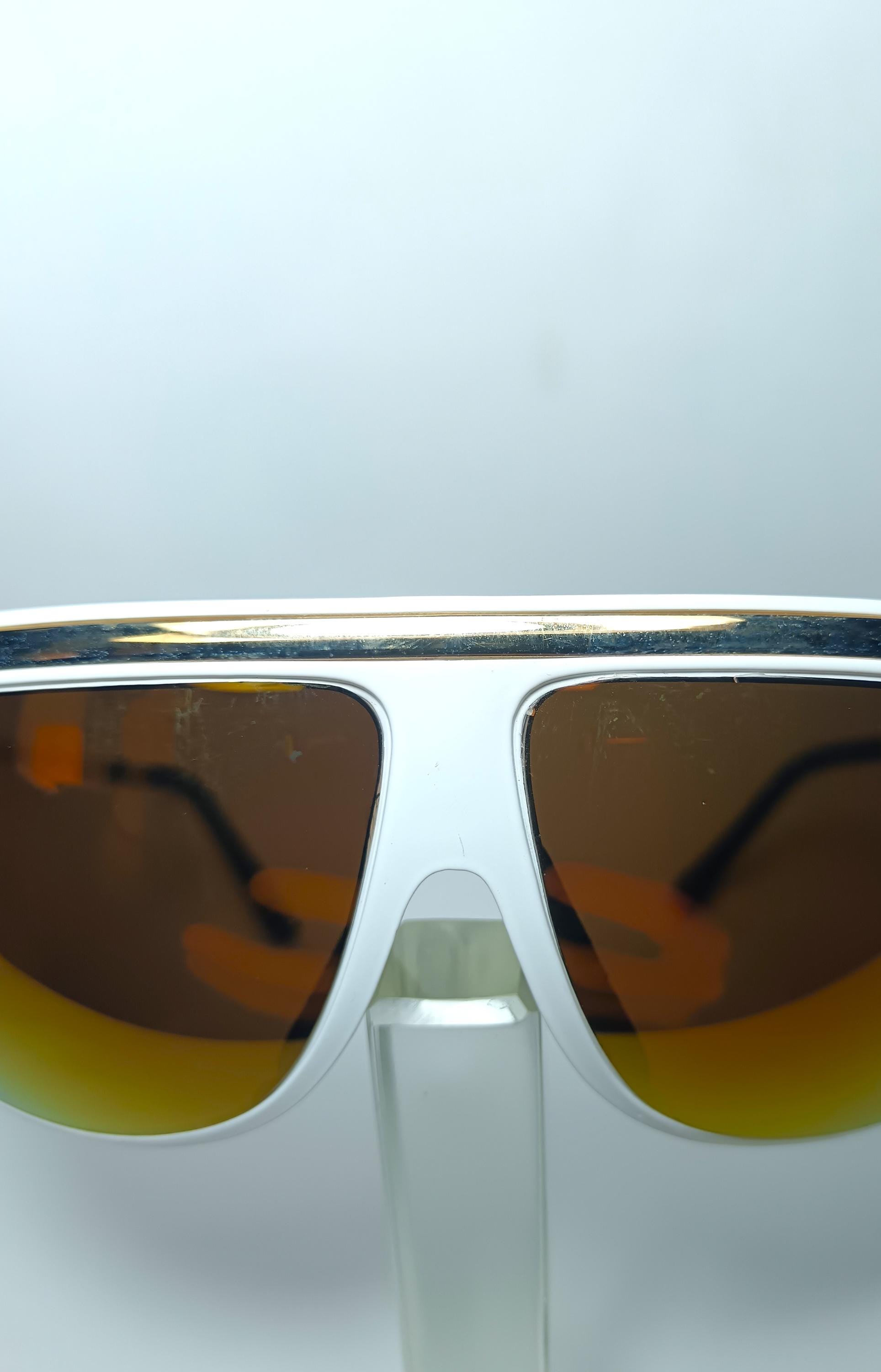 Vintage Mustang Sunglasses: Gold Plated, Arctic White Frame 