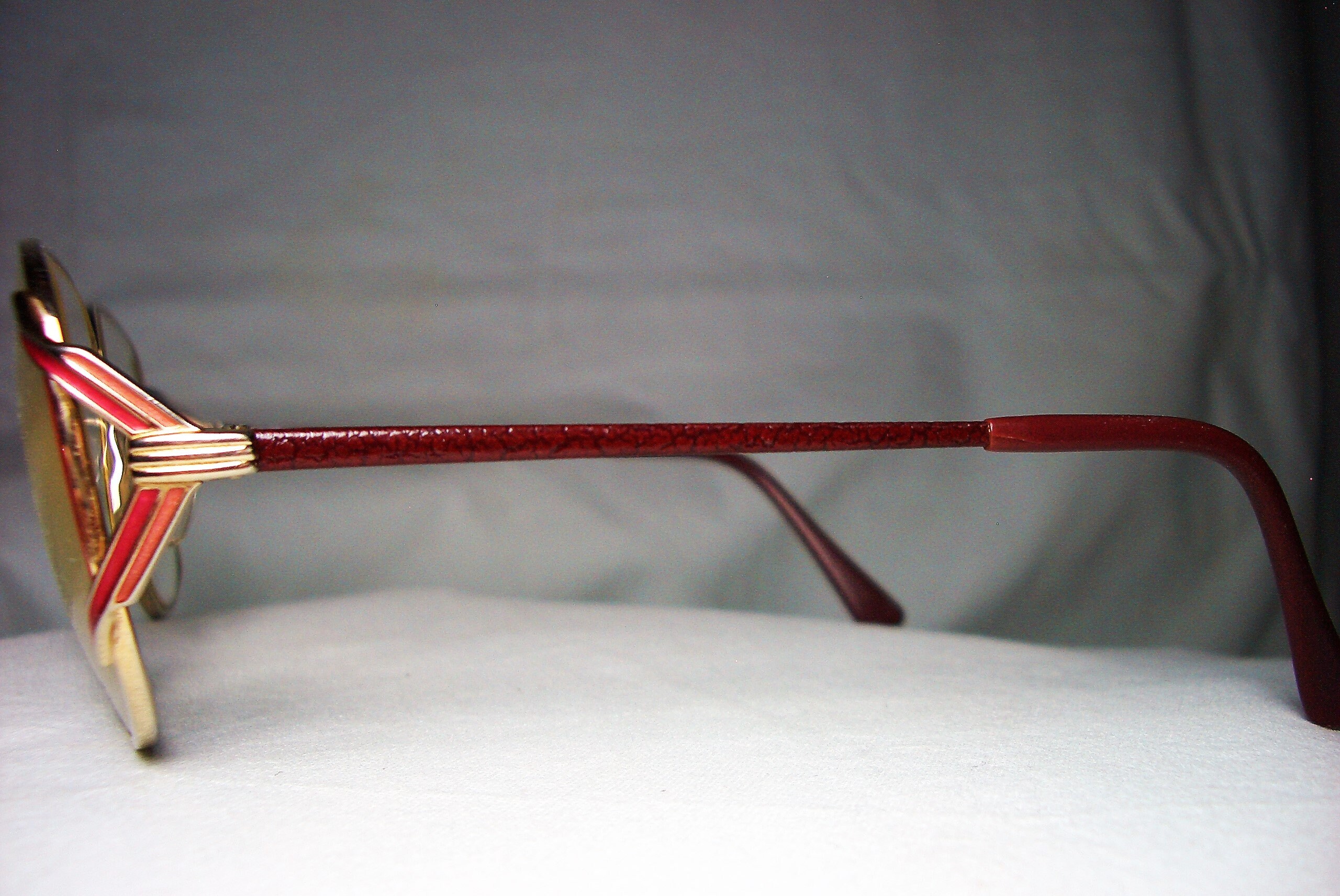 Hoya, Eyeglasses, Gold Plated Titanium, Oval, Square, Frames Hoya, Eyeglasses, Gold Plated Titanium, Oval, Square, Frames