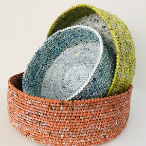 Extra large baskets made of recycled plastic bags