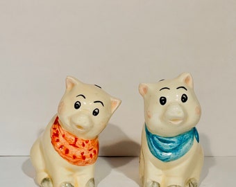 Terrace Blossoms International Tableworks oversized salt and pepper shaker