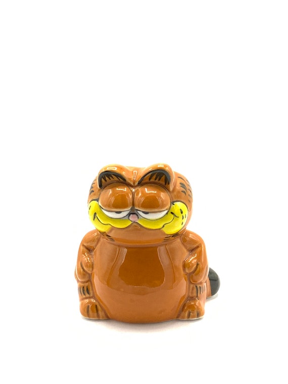 Gorgeous Collectible and Vintage Garfield Ceramic Toothpick Holder
