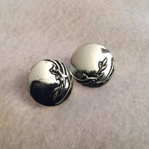 Vintage Laurel  Burch earring, wind flower, silver