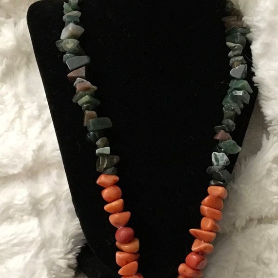 Natural stones necklace