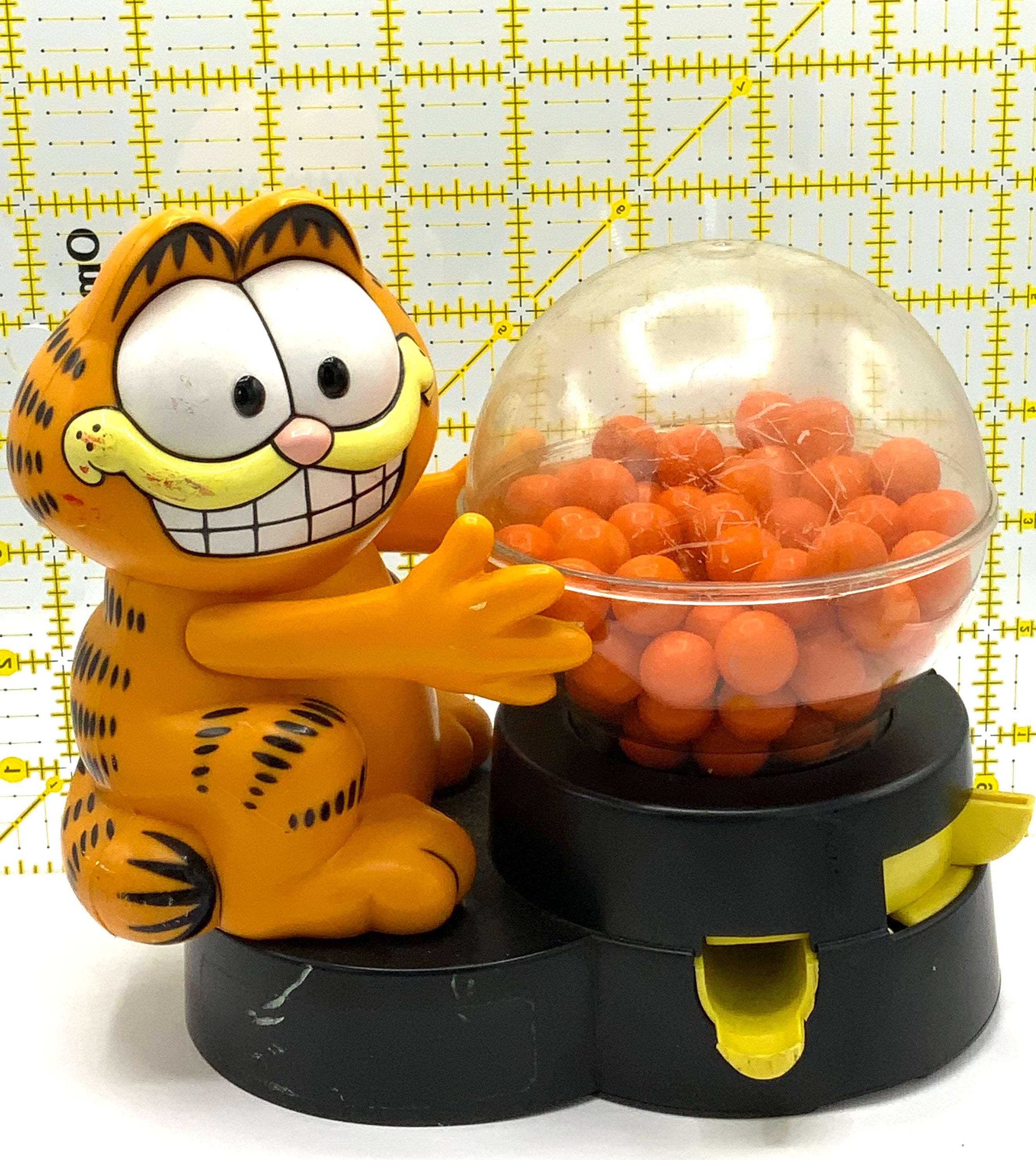 Gorgeous Collectible and Vintage Garfield Candy Dispenser, Toy
