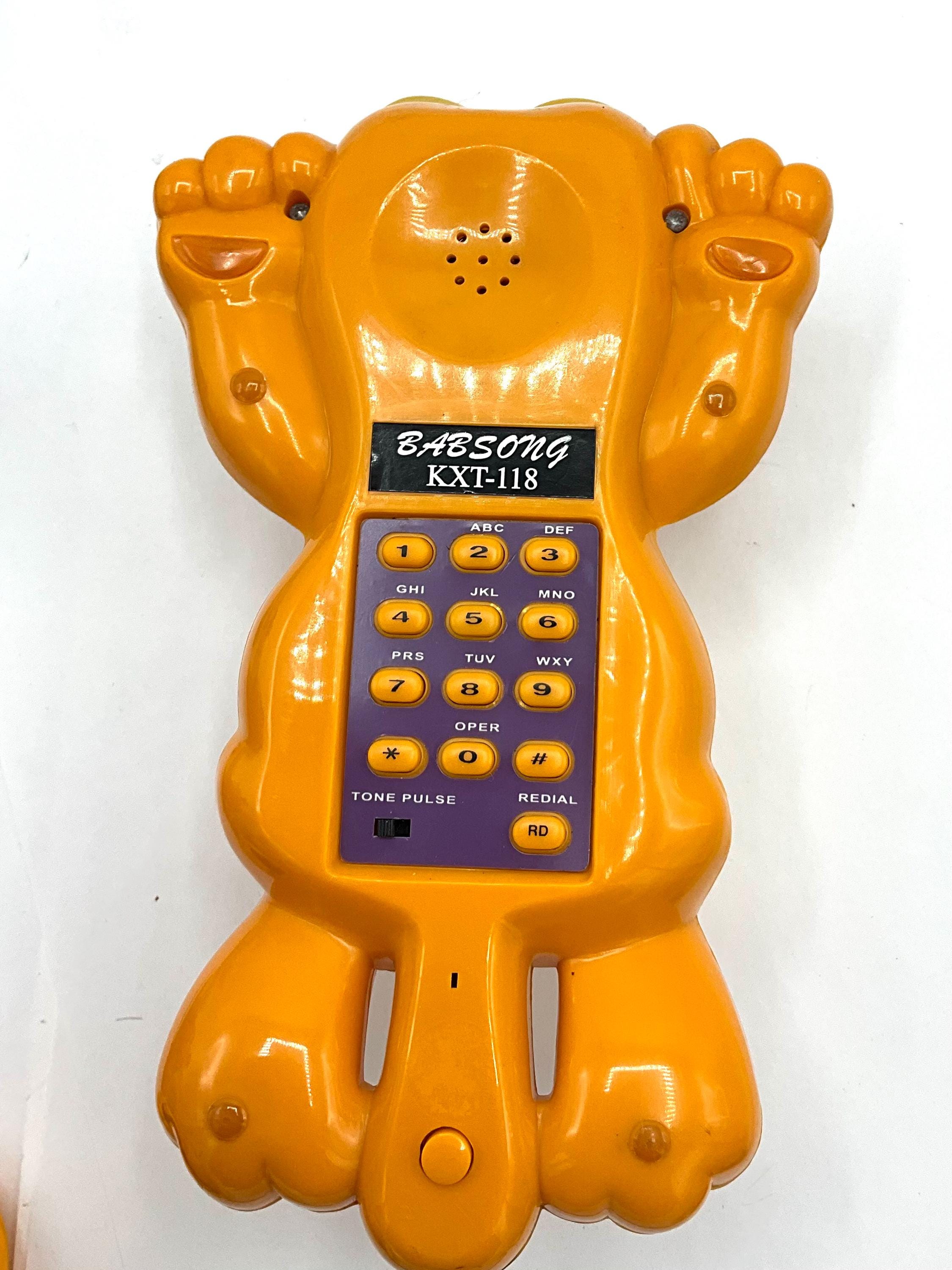 Gorgeous Collectible and Vintage Garfield as Phone Figure