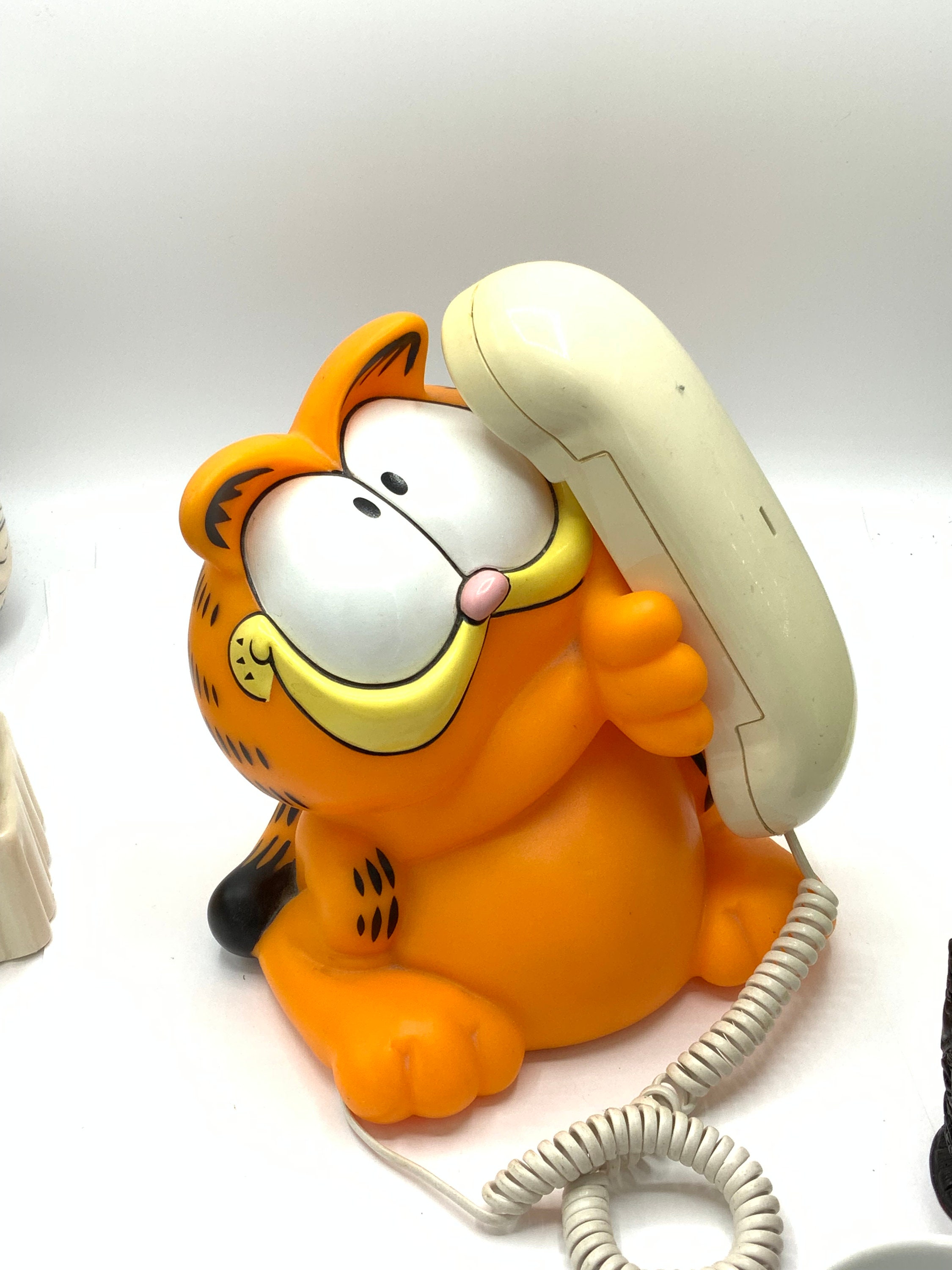 Gorgeous Collectible and Vintage Garfield as Phone, Telephone