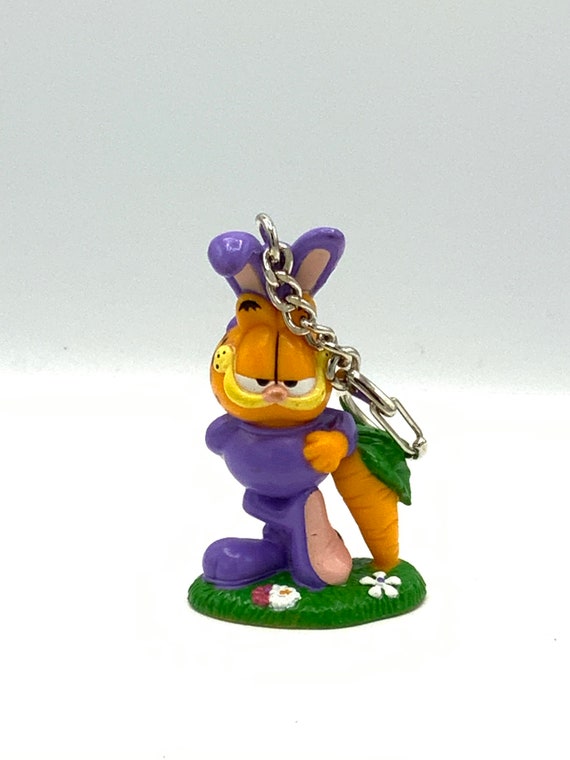 Gorgeous collectible and vintage  Garfield keychai