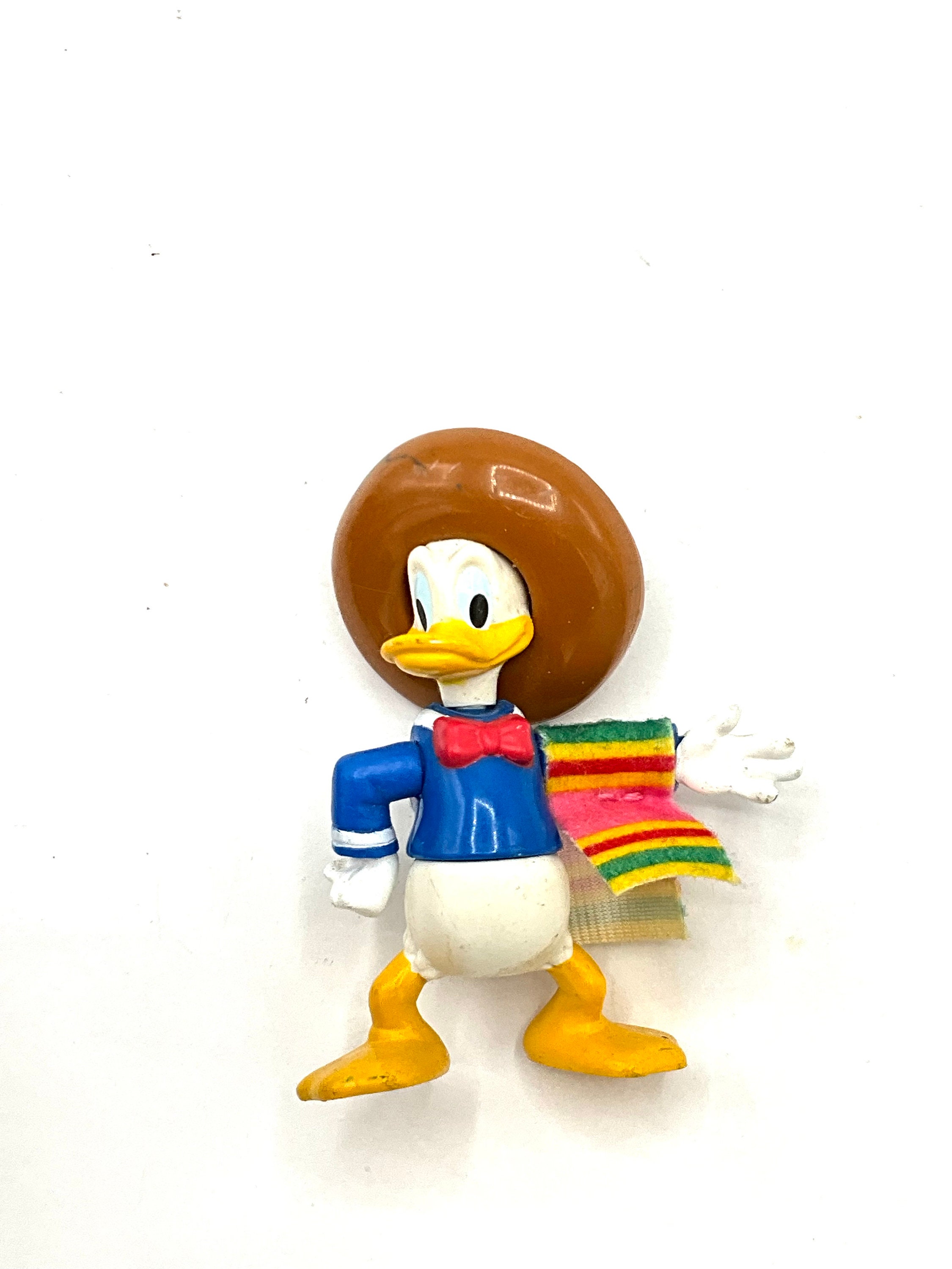 ANCIENNE FIGURINE PVC Plastique Disney*Donald Duck A La Neige EUR 6,99