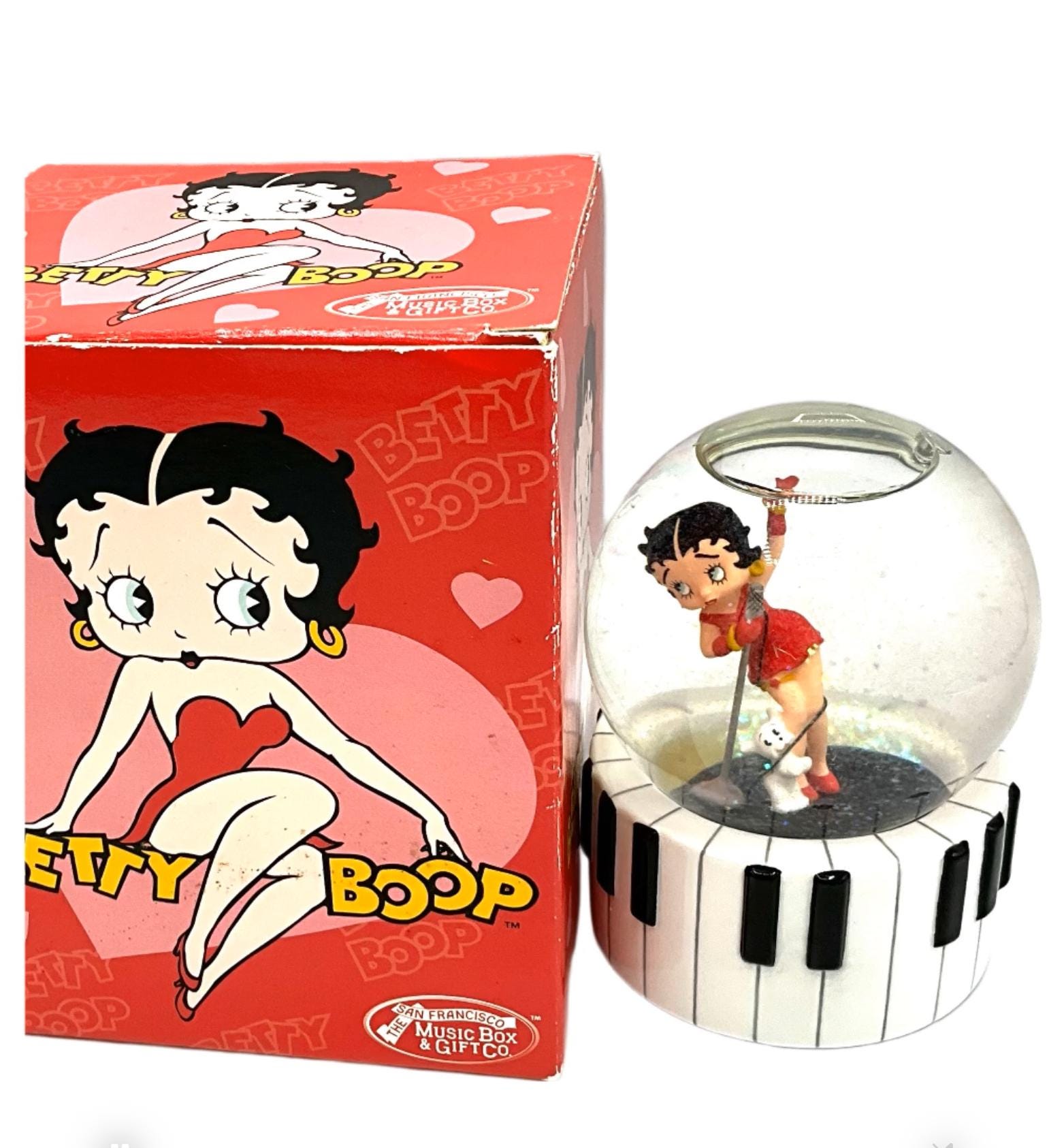 ベティちゃん　betty boop 　ベティちゃん　レアオルゴール　スノードーム Collectible and Vintage Betty Boop Snow Globe Singing, Music, Red