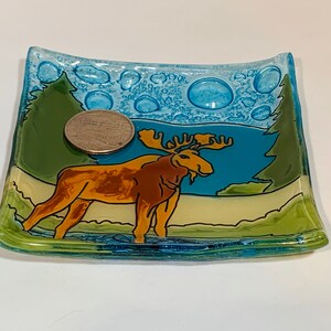 Vintage fused glass art ring dish with a Moose, multicolored image 7