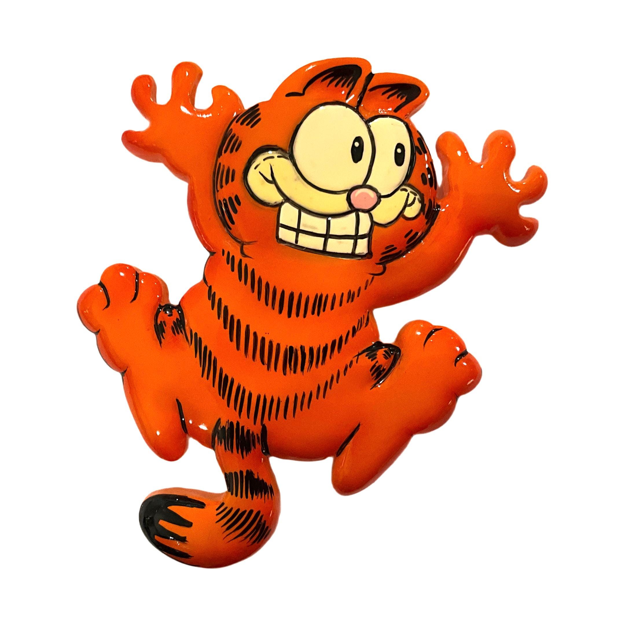 Gorgeous Collectible and Vintage Garfield Magnet Refrigerator ...