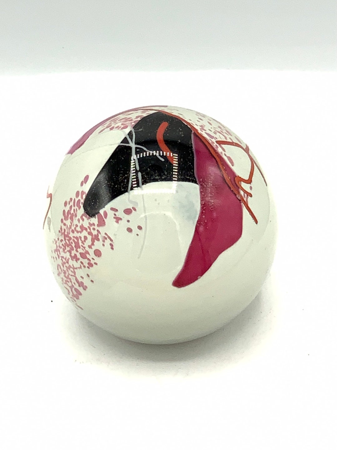 Gorgeous Collectible and Vintage Multicolored and White Tone Round Ball ...