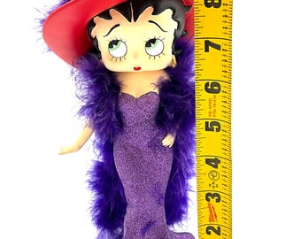 Betty Boop ウェディングドール プレミアムコレクション Gorgeous Collectible Figurine of Betty Boop With a Long