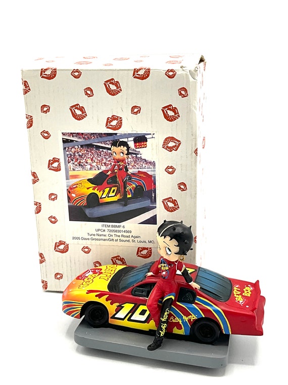 Gorgeous Collectible and Vintage Music Box Betty Boop Car Driver