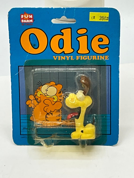 ゴージャスなビンテージのオーディの置物、犬、ガーフィールド、黄色