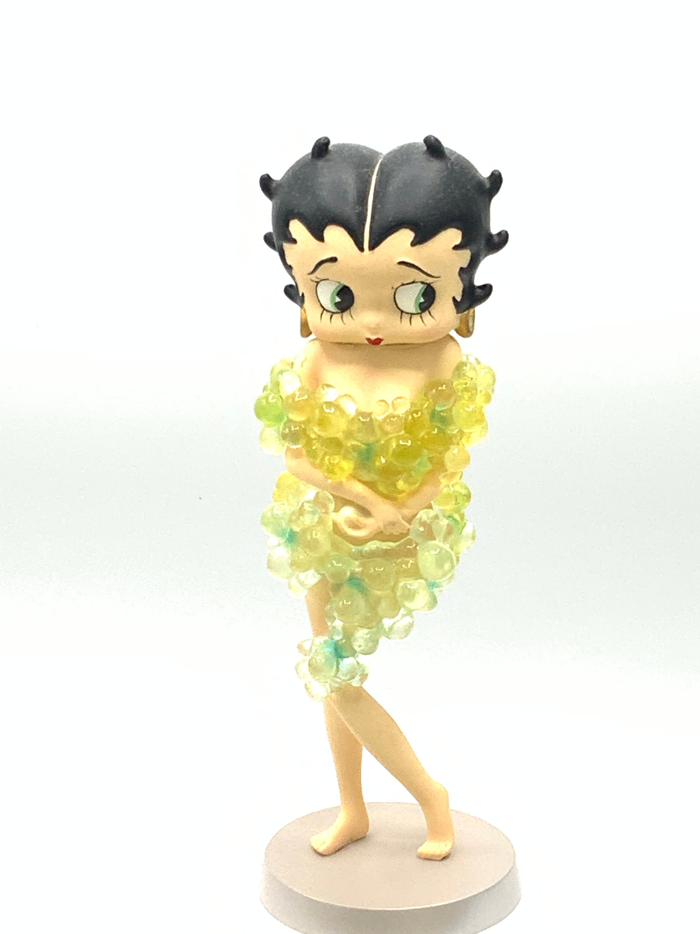 Gorgeous Collectible and Vintage Betty Boop Figure Bubbles