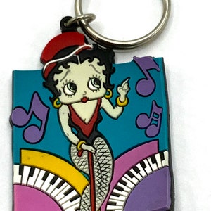 Gorgeous collectible and vintage Betty Boop key chain, keyring.