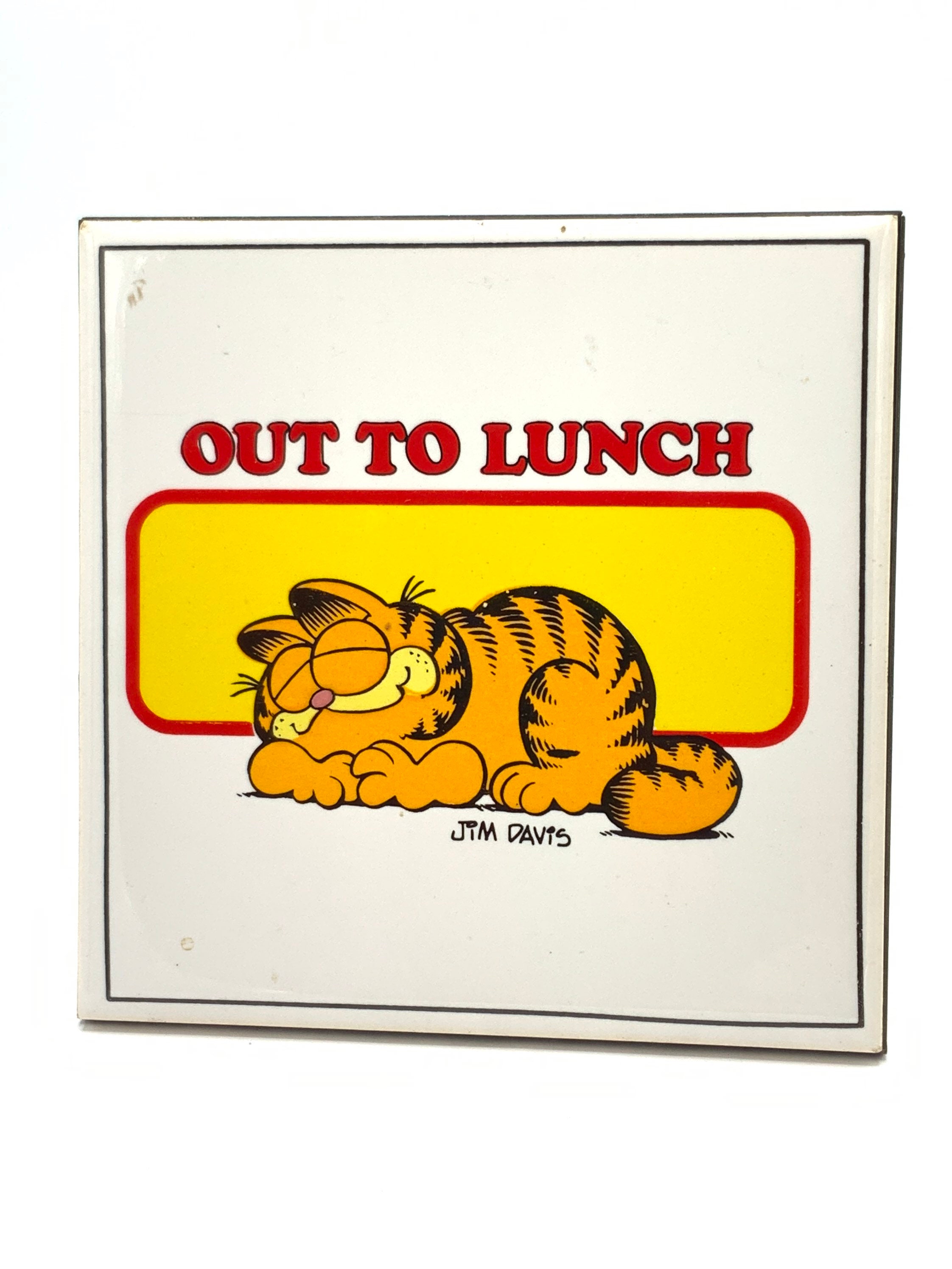 Gorgeous Collectible and Vintage Garfield Picture Frame “out to