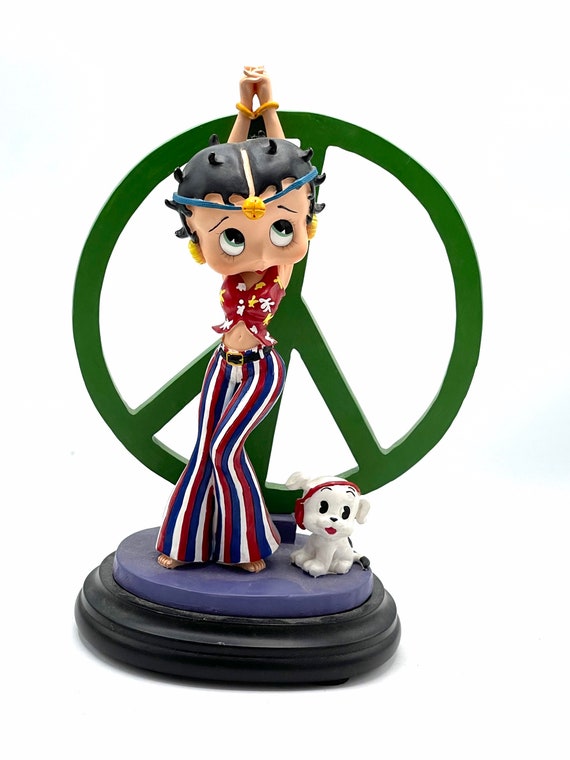 Gorgeous Collectible and Vintage Betty Boop Hippie, Figurine by