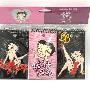 Gorgeous collectible Betty Boop 3 mini memo pad pack. Set of 3, sealed.