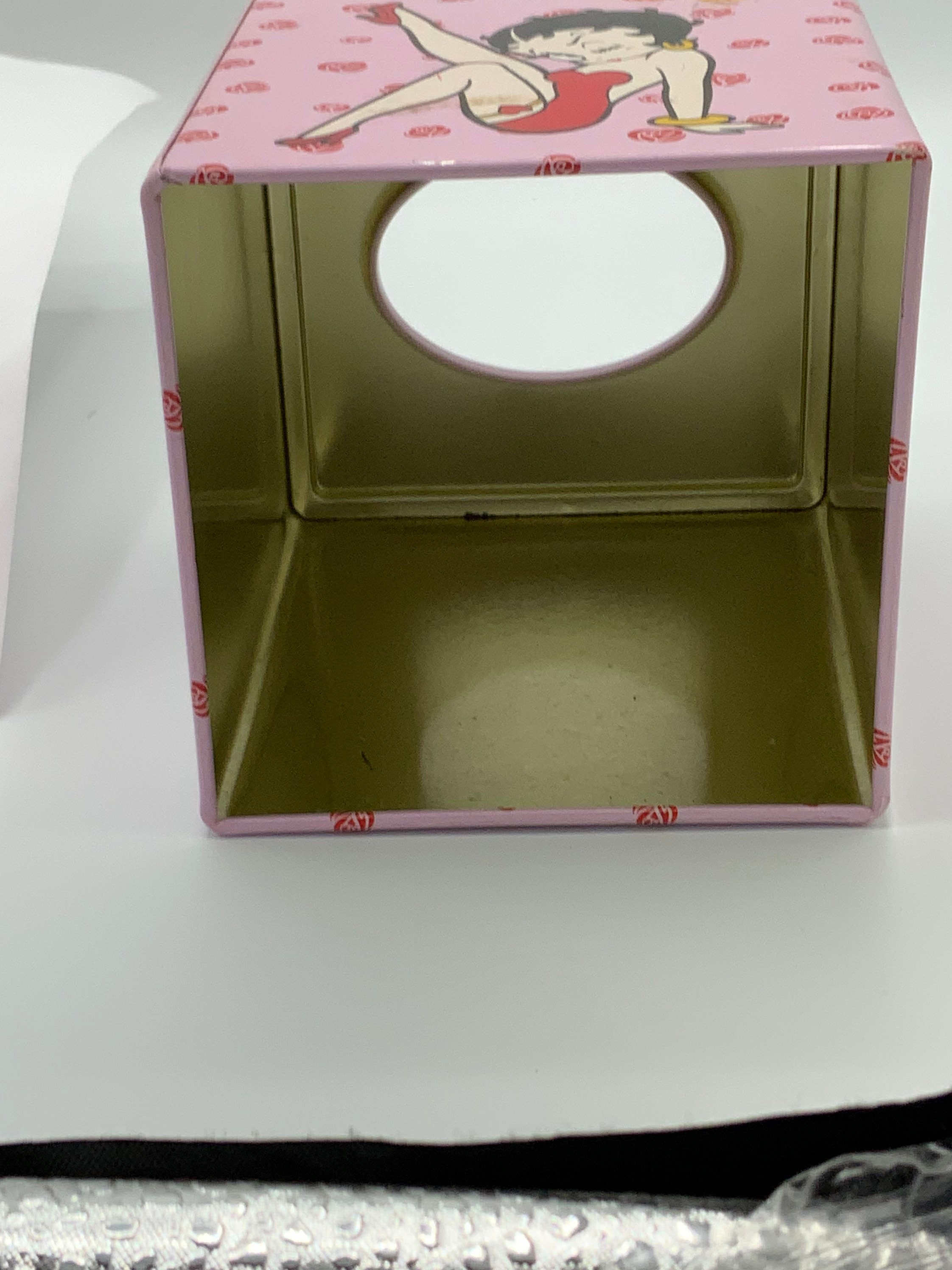 Gorgeous Collectible and Vintage Betty Boop Tissue Box, Box