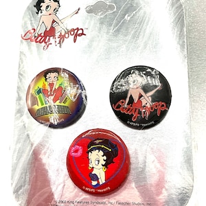 Gorgeous collectible and vintage Betty Boop set pin/ brooch, round,