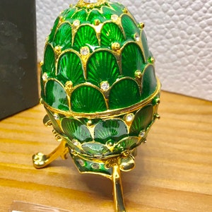 Zanzibar, Saint Petersburg green egg enamel.