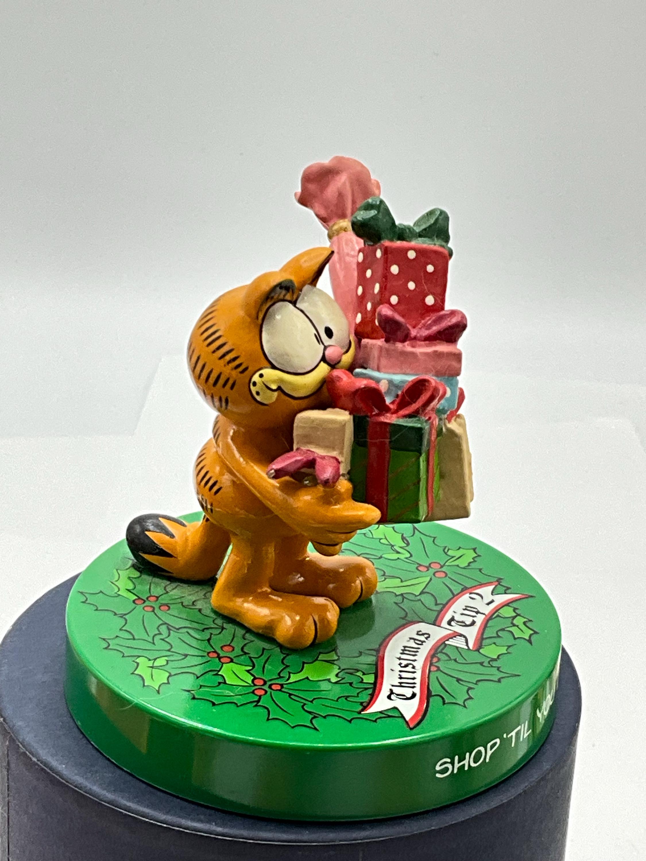 ゴージャスなコレクターアイテムやビンテージのガーフィールド