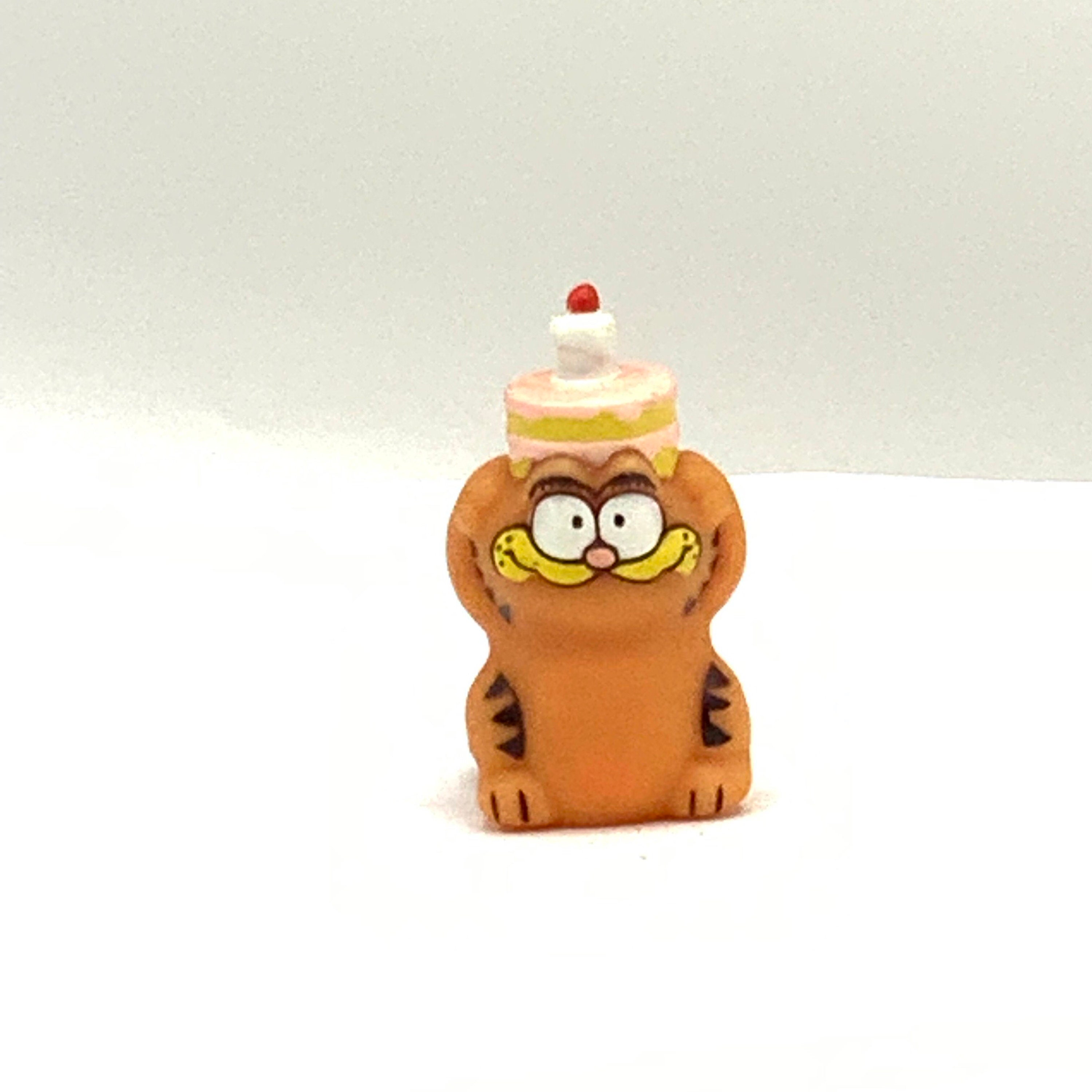 Garfield Cake - Etsy