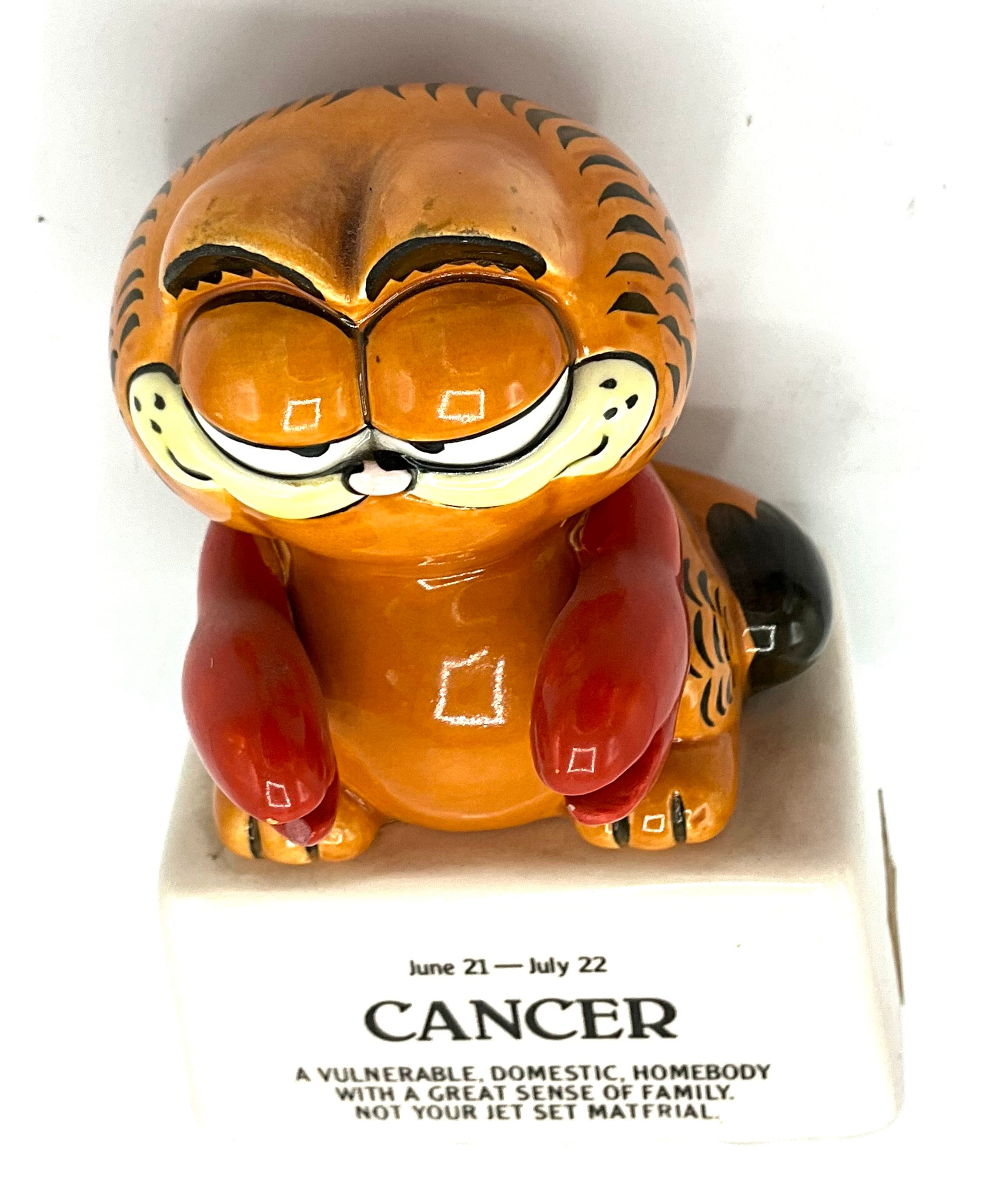 Gorgeous Collectible and Vintage Porcelain Garfield by Enesco