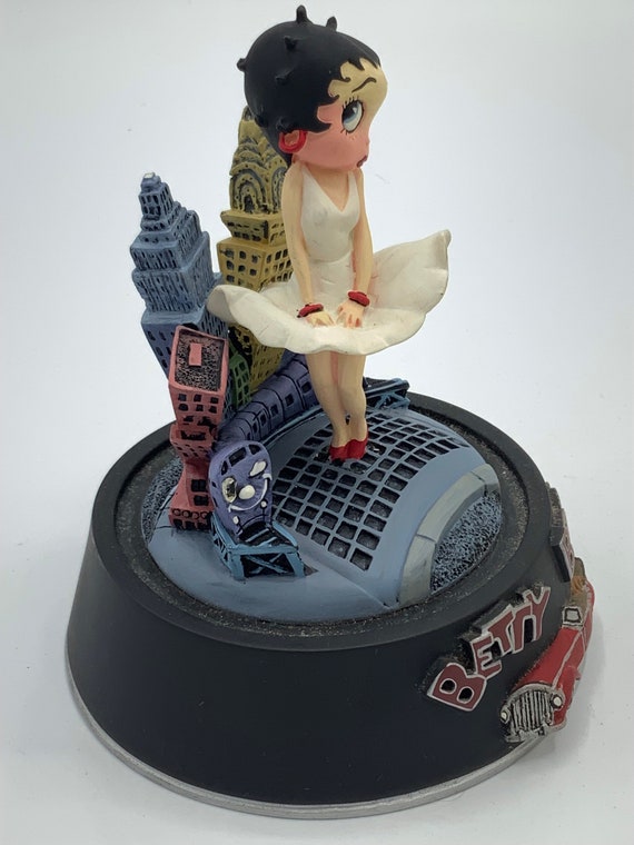 Gorgeous Collectible and Vintage Baby Betty Boop, Cool Breeze, by
