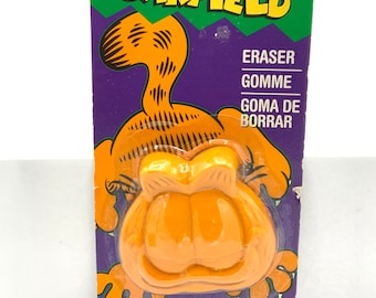 Gorgeous collectible and. Vintage Garfield soap