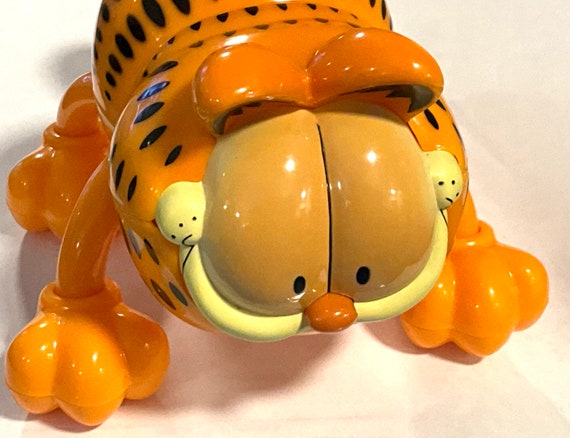 送料無料 いつまで Gorgeous Held Hand Massager Garfield Vintage and Collectible スポーツ