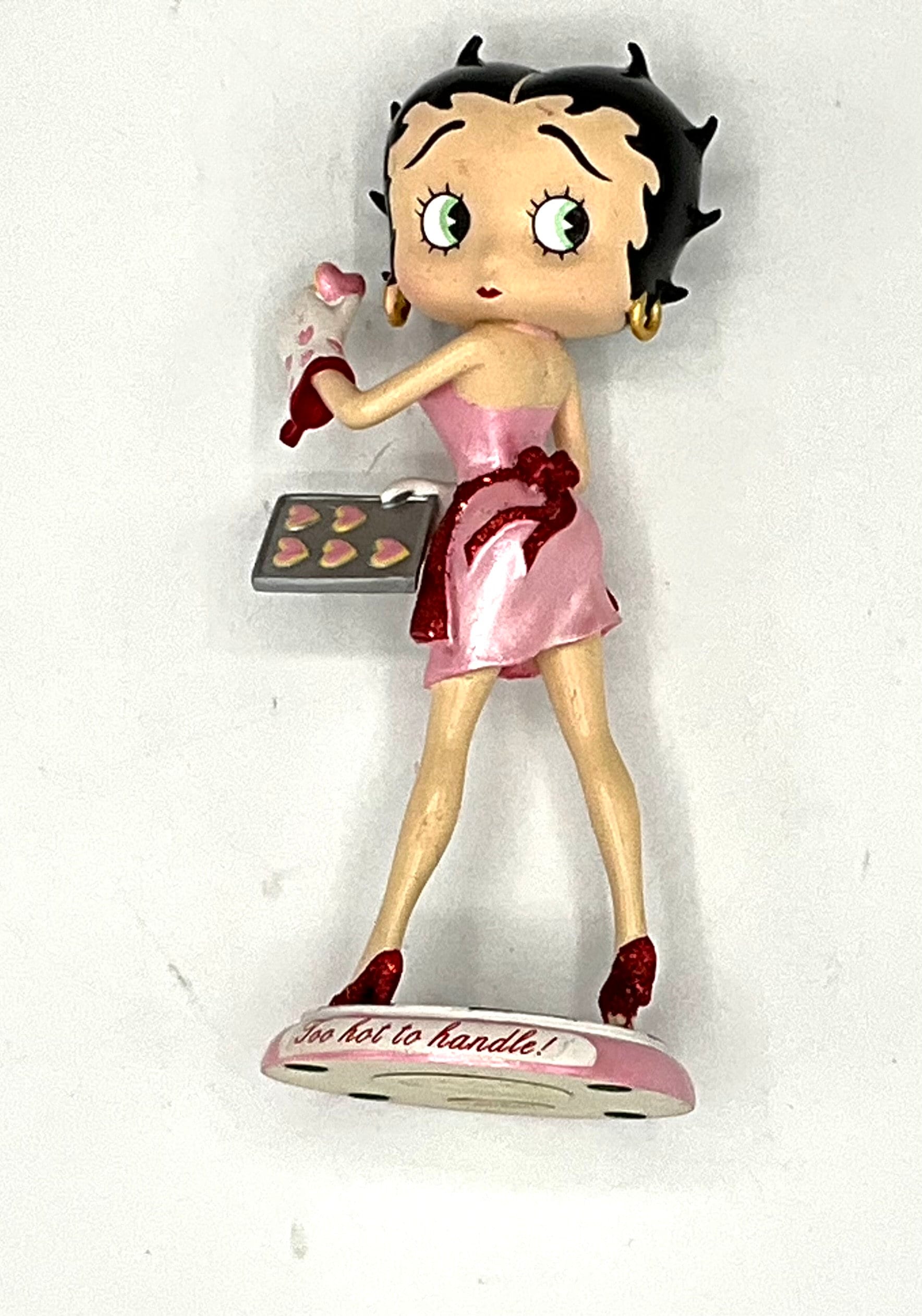 Gorgeous Collectible and Vintage Betty Boop Figurine, Too Hot to