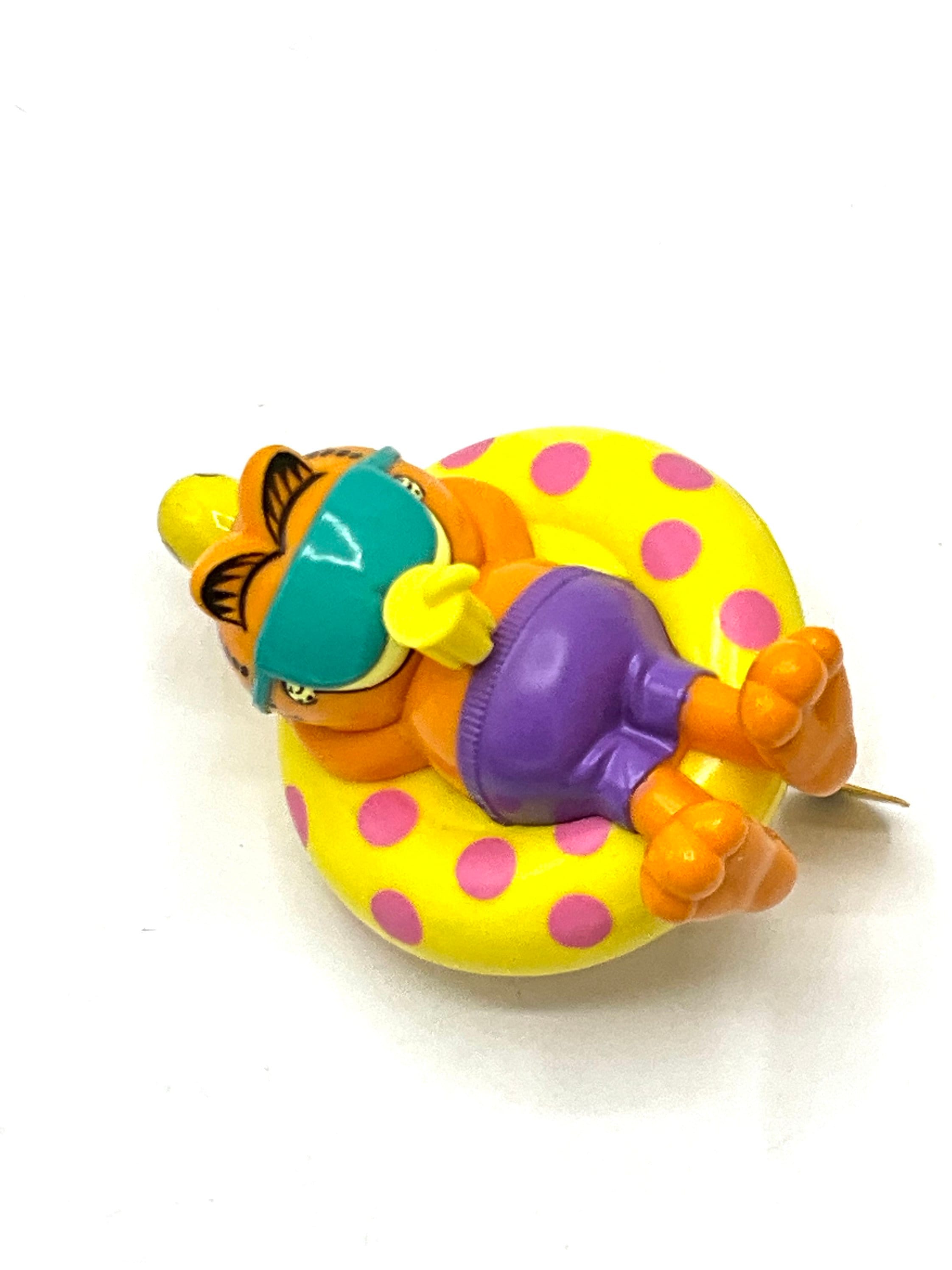 Gorgeous Collectible and Vintage Garfield Movable Tail, Water Toy