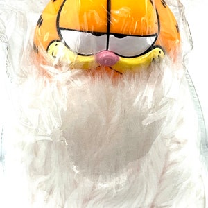 Gorgeous vintage and collectible  Garfield orange figurine. Big fat, hairy deal, cat, orange.
