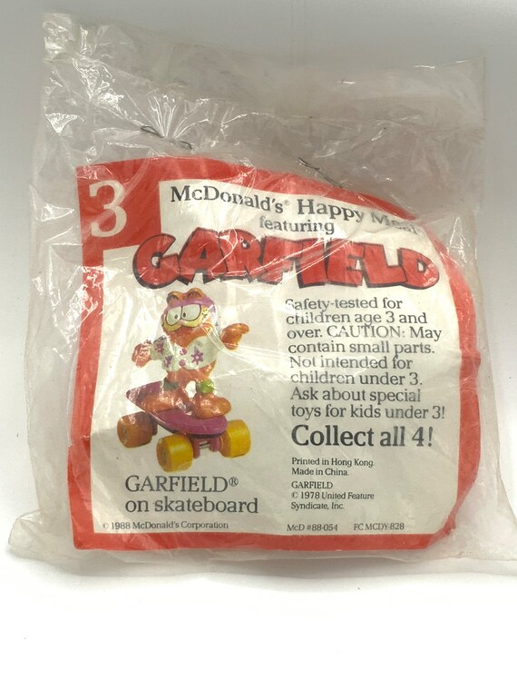 Vintage Garfield on a Skateboard, Toy. - Etsy