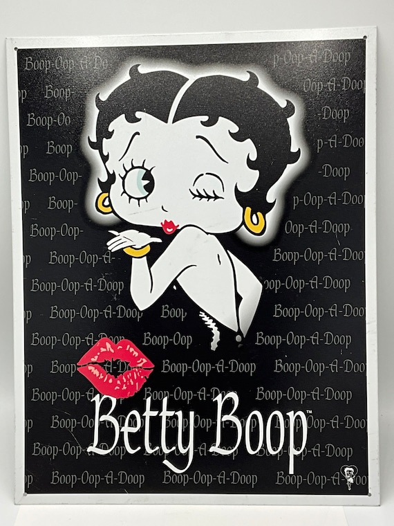 Gorgeous Collectible and Vintage Tin Sign Betty Boop, Metal