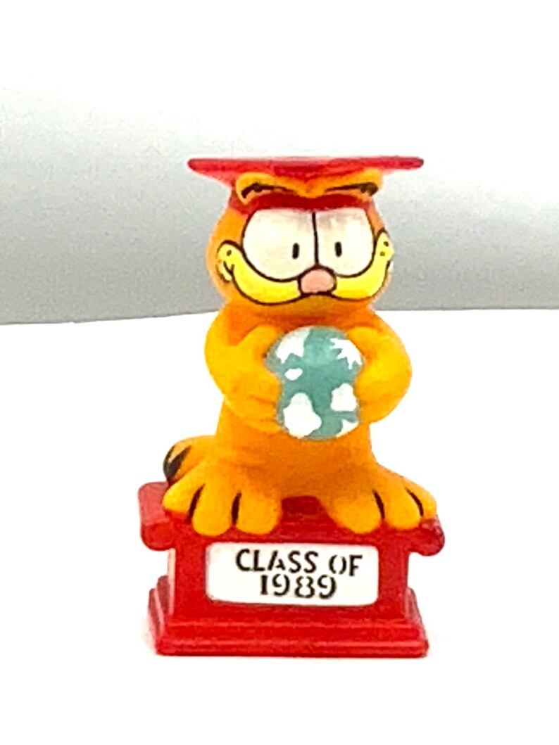 Gorgeous Vintage Garfield Class of 1989, Cat, Orange, Figurine, Toy. - Etsy