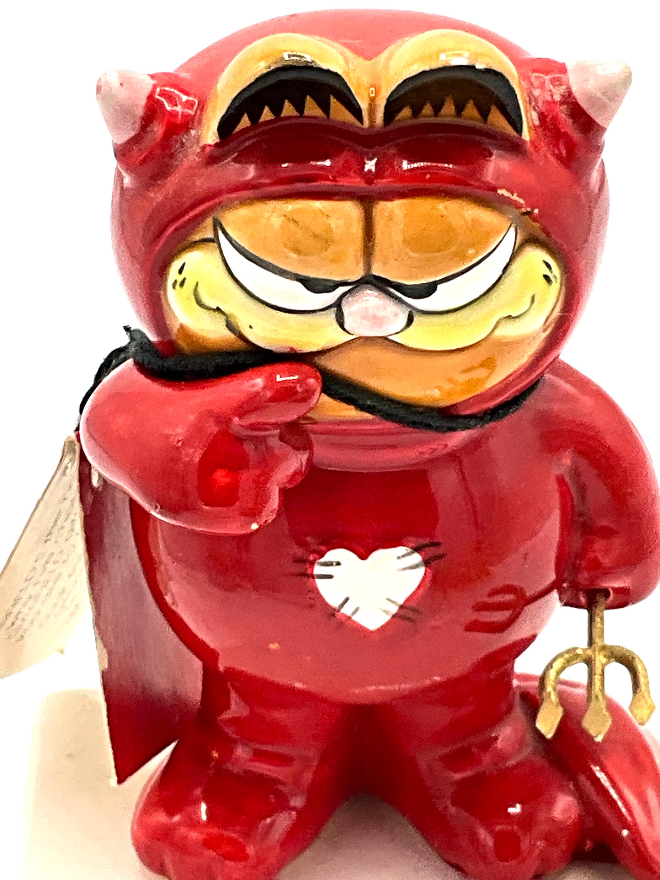 【Garfield】ワラビー(RED） Garfield Red Hot Lover, Sledding, Puzzle Stuffed Plush Animals