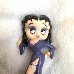 Vintage Betty  Boop Vampire, 1990, purple dress, 3&quot;