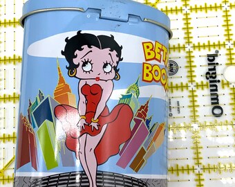 Gorgeous Collectible and Vintage Betty Boop Tin as Piggyback, Tin