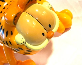 Gorgeous Collectible and Vintage Garfield Massager Hand Held, Cat