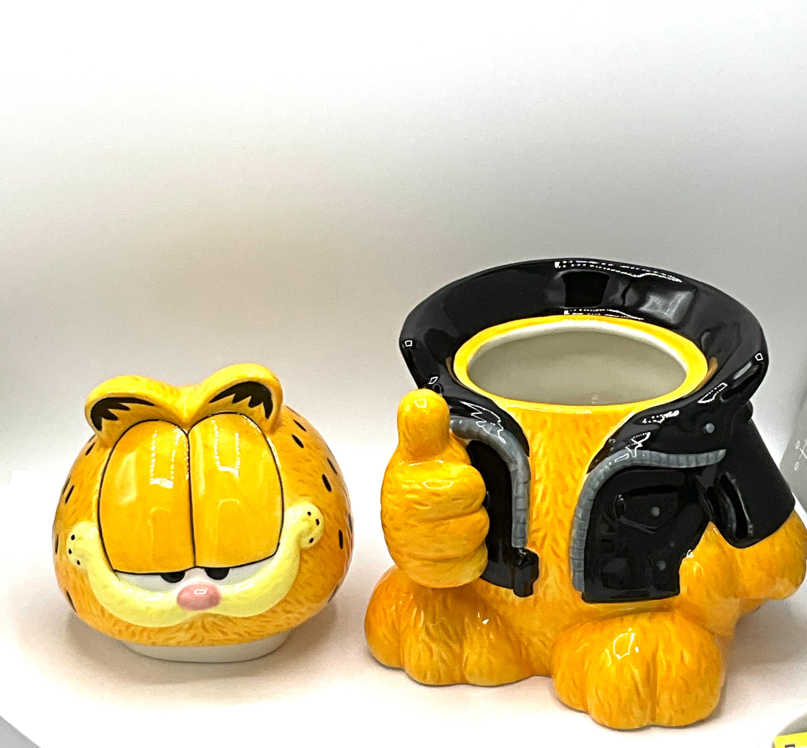 Gorgeous Collectible and Vintage Garfield Cookie Jars, Too